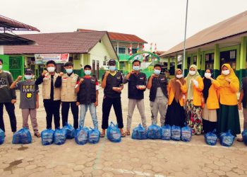 PD IPM dan Lazismu Aceh Tenggara Berbagi Buah untuk Tingkatkan Imunitas