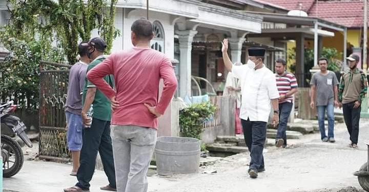 Plt Wali Kota Bersama Anggota DPRD Tanjungbalai Tinjau Pembersihan Drainase