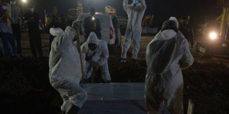 Dinilai Gagal Tangani Covid19, IDI Sarankan Menkes Mundur