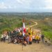 Kibar Bendera Merah Putih di Puncak Telaga Maneh Bireuen