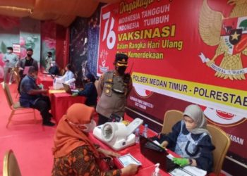 Polisi di Medan gelar vaksinasi sambut HUT RI