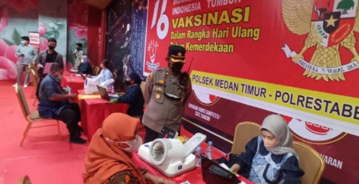 Polisi di Medan gelar vaksinasi sambut HUT RI