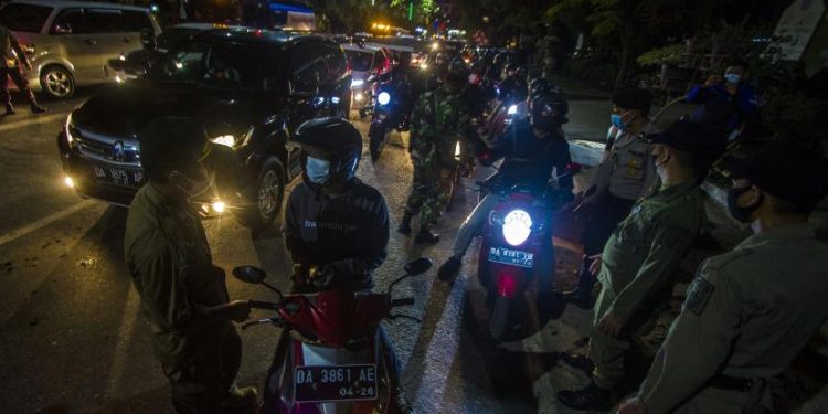 Mendagri Terbitkan Tiga Instruksi untuk Lanjutan PPKM