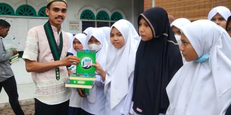 Tiga Amal Usaha Muhammadiyah Biruen Terima Bantuan Al-qur’an
