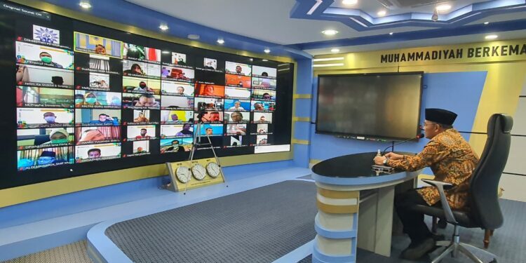 Muhadjir Effendy Ingatkan Pentingnya Pendidikan Seimbang bagi Dunia Pendidikan Indonesia