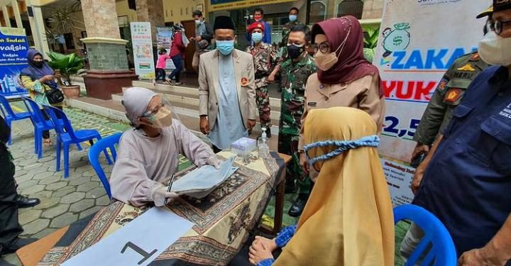 Muhammadiyah Covid-19 Command Center Berikan 2500 Dosis Vaksinasi pada Masyarakat Sukoharjo