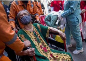 WHO Soroti Vaksinasi Lansia di Indonesia Rendah