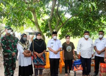 Plt Walikota Tanjung Balai Beri Bantuan Korban Kebakaran