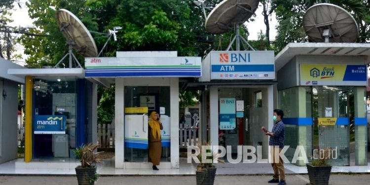 BI akan Turunkan Biaya Transfer Antarbank Jadi Rp 2.500