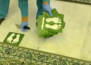 Stiker Sosial Distancing Dicopot, Masjidil Haram Kembali Normal