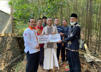 LazisMu dan LDK PP Muhammadiyah Renovasi Rumah Dai Terdampak Longsor