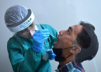 Naik Pesawat Wajib PCR, PKB: Kebijakan Aneh