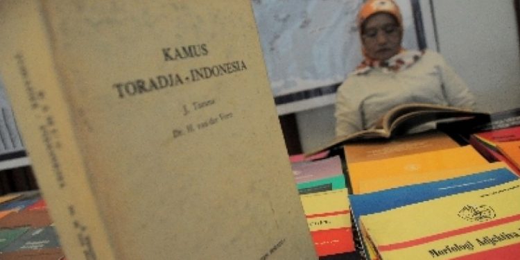 Sastra Siber dan Sastra Cetak akan Saling Berhadapan?