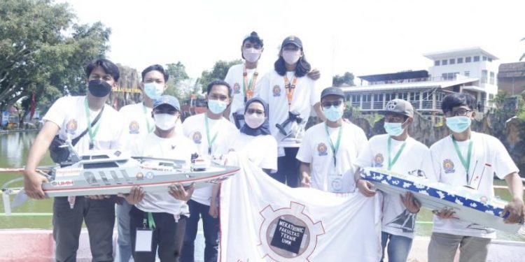 UMM Borong Penghargaan di Kontes Kapal Cepat Nasional