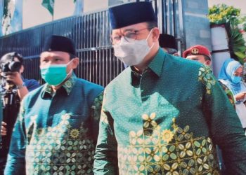 Dengan Mengenakan Batik Muhammadiyah, Gubernur DKI Jakarta Hadiri Peresmian Masjid At-Taqwa
