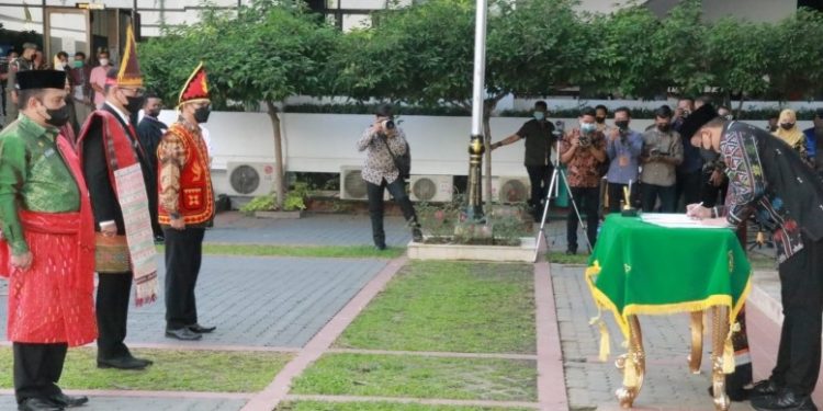 Bobby Rombak Sejumlah Pejabat Dilingkungan Pemko Medan