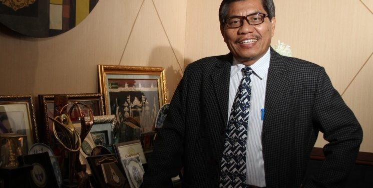 Dr. Kasiyarno, M.Hum