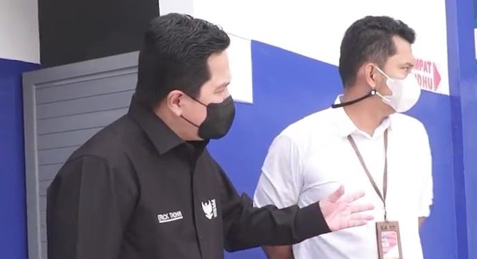 Erick Thohir Blusukan Cek Toilet SPBU Di Medan
