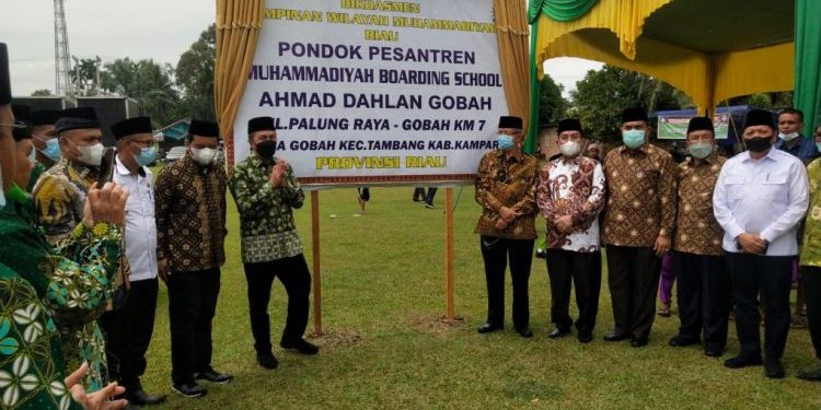 Gubernur Riau Resmikan MBS Ahmad Dahlan Gobah Kampar