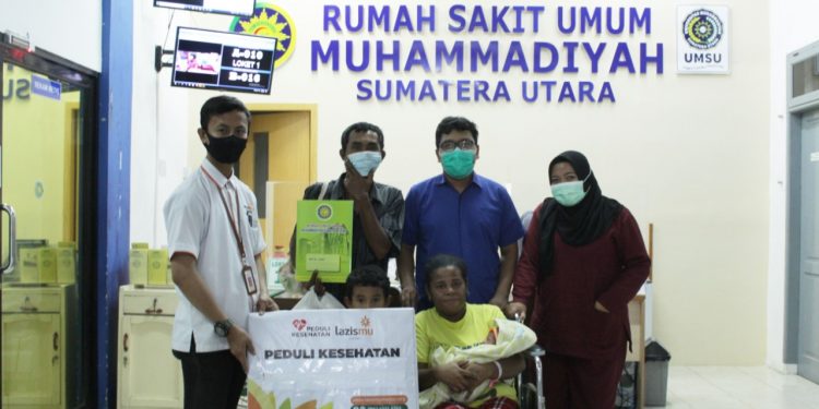 Lazismu Medan Bantu Persalinan Muallaf Asal Nusa Tenggara Timur