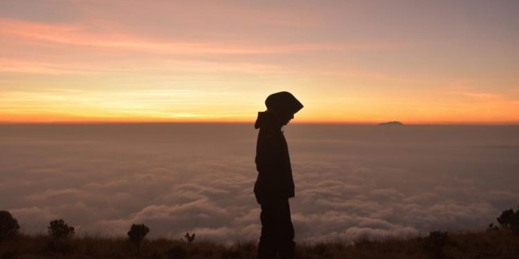 Kisah Wanita AS Jadi Mualaf karena Anaknya