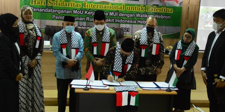 MUI Teken MoU Pembangunan RSIH dengan Wali Kota Hebron