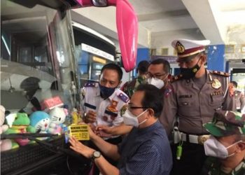 Aturan Terbaru untuk Perjalanan Udara, Laut dan Darat