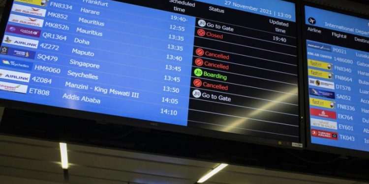 Dradjad Ingatkan Varian Omicron Bisa Rusak Momentum Ekonomi