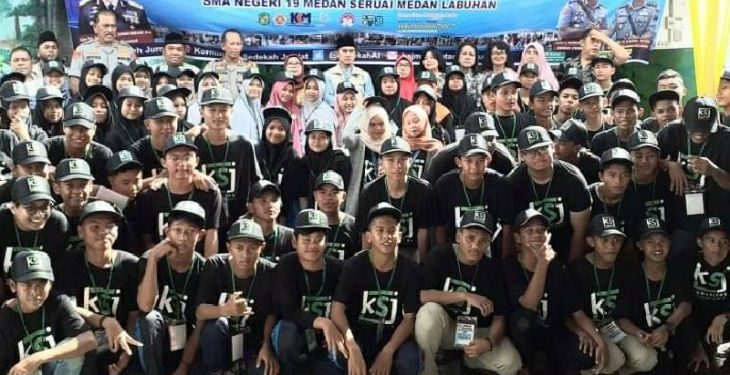 Komunitas Sedekah Jumat Berikan Pelatihan kepada Ratusan Relawan Pelajar