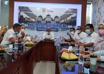 Pemko Banda Aceh Ikuti Penganugerahan Penghargaan Innovative Government Award (IGA) Tahun 2021