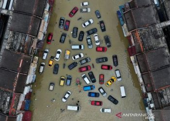 Banjir di Malaysia, 27 meninggal dunia