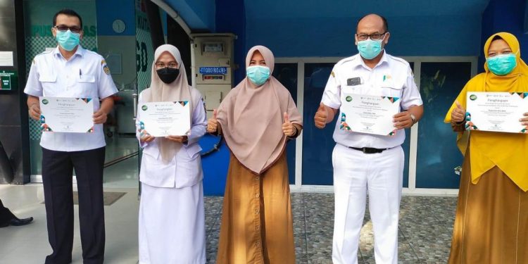 Indeks Keluarga Sehat Tertinggi, Puskesmas Kuta Alam Raih Penghargaan dari Kemenkes RI