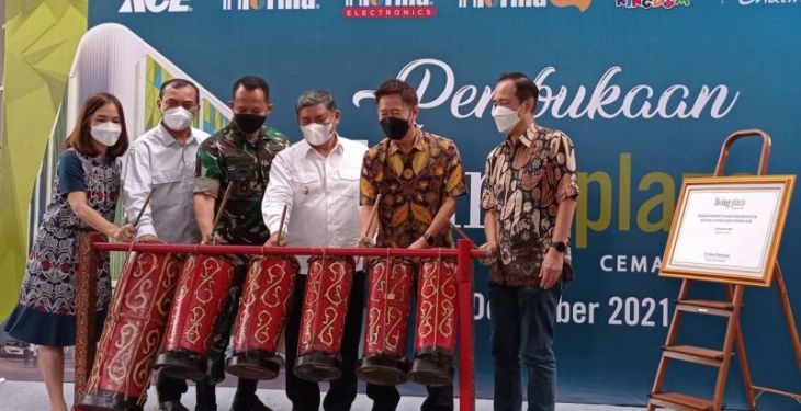 Terapkan Manajemen Sampah, Kawan Lama Group buka Living Plaza di Cemara Asri