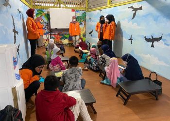 Meningkatkan Gerakan Literasi Melalui Pojok Baca