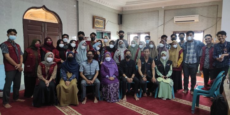 Lazismu Bersama PRM/PRA Puri Adakan Khiitanan dan Bekam Gratis