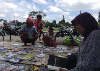 Rumah Baca Komunitas: Membaca Adalah Hak Semua Orang