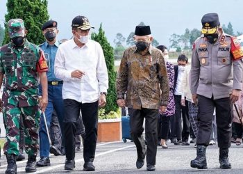 Wapres Ma’ruf Amin Lihat Danau Toba Lebih Dekat
