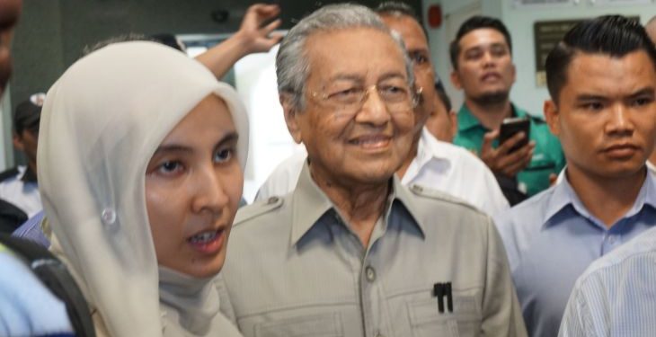 Mahathir masuk rumah sakit Jantung