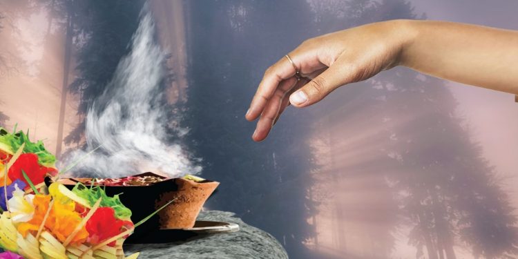 Bolehkah Memakan Sesajen yang Ditemukan di Sembarang Tempat?