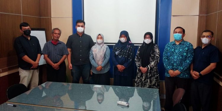 STIKes Muhammadiyah Aceh Terima Hibah Laboratoiun “Roche – Cobas Mira Plus”