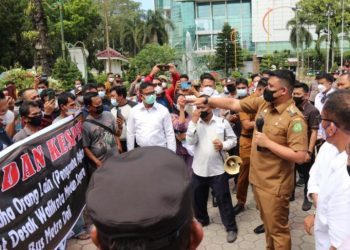 Supir Angkut Demo, Walikota Janji Surati Kemenhub Soal Trans Metro Deli Tanpa Tarif