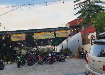 Farid Wajdi dan Warga Jalan Ambai Protes Kehadiran ‘Pos Ambai Coffee’