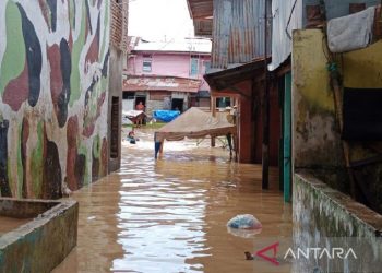 Hujan Kepung Medan, Ratusan Rumah di Kampung Aur Medan Terendam