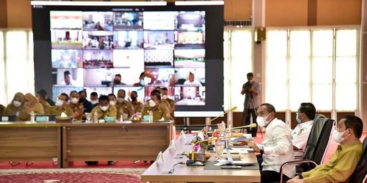 Gubernur Edy Tegaskan PTM Dikurangi Menjadi 50 Persen