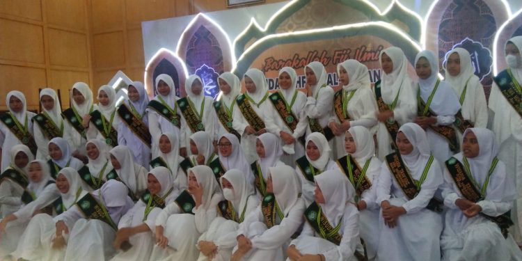 SMA Muhammadiyah Langsa Wisuda 78 Hafidz – Hafidzah