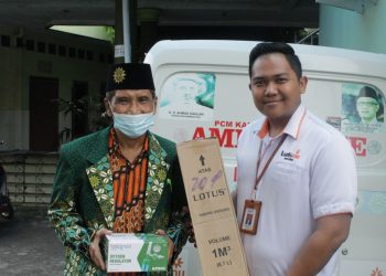 Tingkatkan Layanan Ambulance, LazisMu Bantu PCM Kampung Dadap Medan