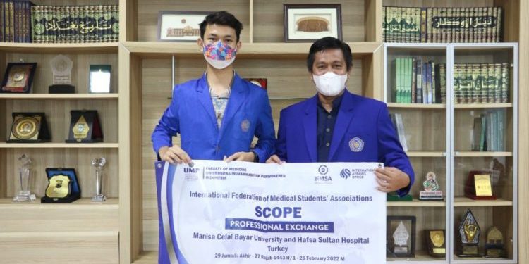 Mahasiswa FK UMP Praktik di RS Turki