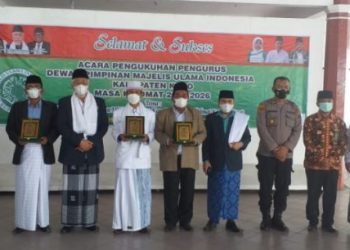 MUI Sumatera Utara Lantik DP MUI Karo
