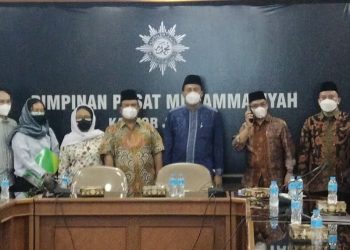Muhammadiyah Tuntun Warga Italia Bersyahadat