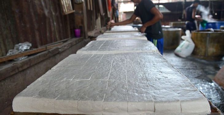 Pengrajin tahu di Aceh keluhkan mahalnya harga kedelai